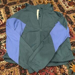 Lululemon windbreaker